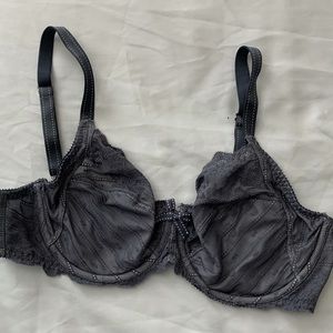 Like New Chantelle Gray Bra 34D Rive Guache Full Coverage